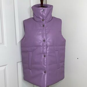 Jules Kae Vegan lilac leather puffer vest NWT
